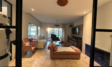 INCREIBLE CASA EN SAN ISIDRO LABRADOR AL AGUA