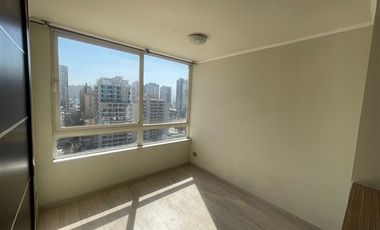 Departamento en Arriendo en Av. Manuel Antonio Matta con Vicuña Mackenna