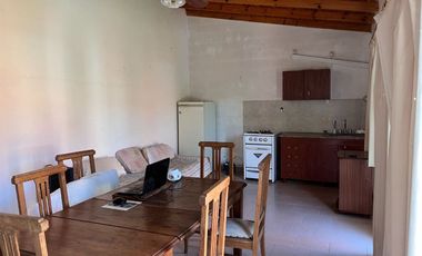CASA EN VENTA EN LINCOLN CON PILETA