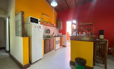Moderna Casa 3 Amb + 1 Lote en Acantilados