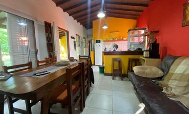Moderna Casa 3 Amb + 1 Lote en Acantilados