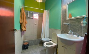 Moderna Casa 3 Amb + 1 Lote en Acantilados