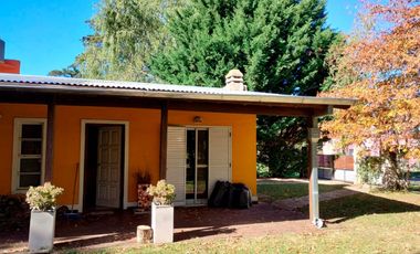 Moderna Casa 3 Amb + 1 Lote en Acantilados