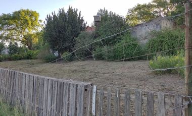 Terreno 10 x 60 mts en Carmen se vende
