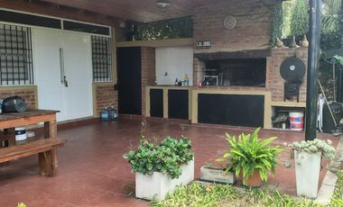 CASA 3 DORM . LAS MORAS MONTE VERA