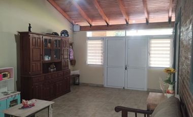 CASA 3 DORM . LAS MORAS MONTE VERA
