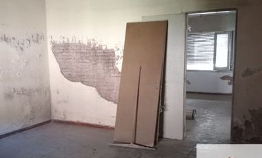 Casa en venta de 2 dormitorios c/ cochera en Mercedes
