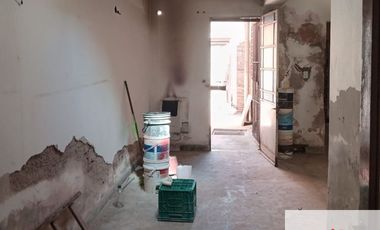 Casa en venta de 2 dormitorios c/ cochera en Mercedes