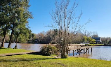 VENTA casa 4 ambientes Río Sarmiento - Delta Tigre