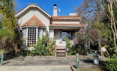 VENTA casa 4 ambientes Río Sarmiento - Delta Tigre