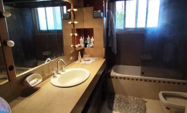 Casa en venta en Quilmes Centro