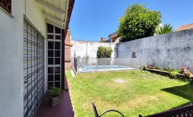 Casa en venta en Quilmes Centro
