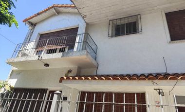 Casa en venta en Quilmes Centro