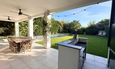 Alquiler Casa con pileta Villa Olivos ramal Pilar