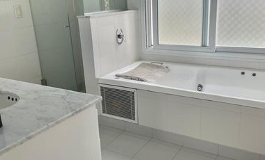 Alquiler Casa con pileta Villa Olivos ramal Pilar