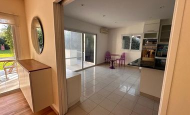 Alquiler Casa con pileta Villa Olivos ramal Pilar
