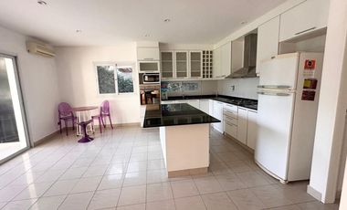 Alquiler Casa con pileta Villa Olivos ramal Pilar