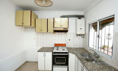 PH en venta en planta baja. Dos dormis + cochera
