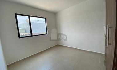 CASA EN PRIVADA CON ALBERCA en zona Walmart Muñoz – San Luis Potosí
