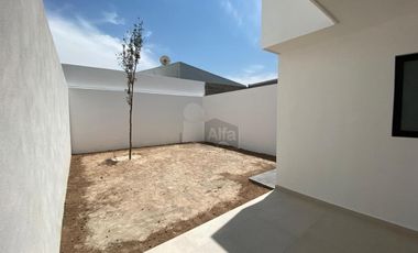 CASA EN PRIVADA CON ALBERCA en zona Walmart Muñoz – San Luis Potosí