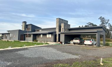 EXCLUSIVO CONDOMINIO DE PARCELAS