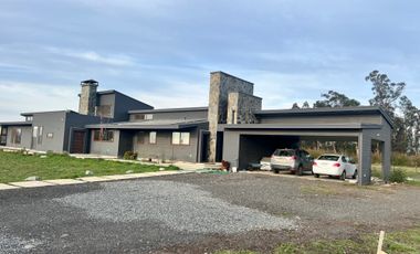 EXCLUSIVO CONDOMINIO DE PARCELAS