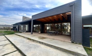 EXCLUSIVO CONDOMINIO DE PARCELAS