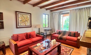 VENTA DE  HERMOSA CASA EN UNA PARCELA CON PAISAJE INCREIBLE