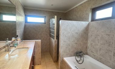 VENTA DE  HERMOSA CASA EN UNA PARCELA CON PAISAJE INCREIBLE