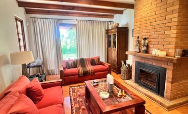 VENTA DE  HERMOSA CASA EN UNA PARCELA CON PAISAJE INCREIBLE