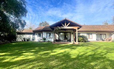 VENTA DE  HERMOSA CASA EN UNA PARCELA CON PAISAJE INCREIBLE