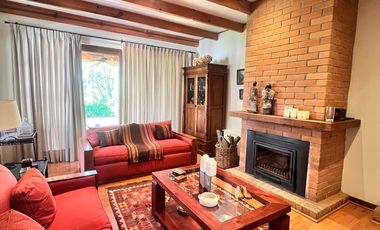 VENTA DE  HERMOSA CASA EN UNA PARCELA CON PAISAJE INCREIBLE