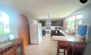 Casa de arriendo en Yunguilla – código:21711