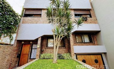 Casa en Vicente Lopez 4 dormitorios, jardín, pileta.