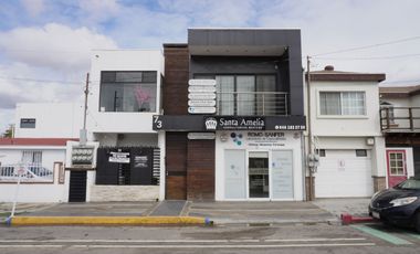 Edificio con 7 Consultorios en Venta – Ubicación Estratégica en Ensenada | BC