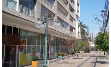 Arriendo Local Comercial, Plaza Egaña, Ñuñoa