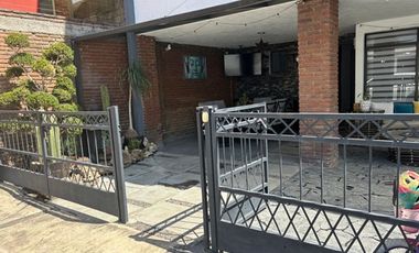 VENTA CASA EN FRACC LOS ROBLES METEPEC