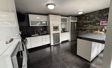 VENTA CASA EN FRACC LOS ROBLES METEPEC