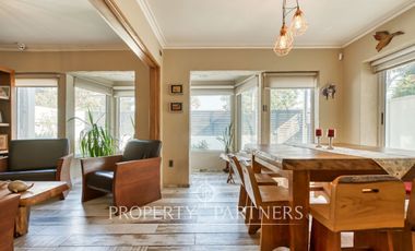 Casa en venta en Ñuñoa. Preciosa e impecable al lado del parque. Llegar y habitar!!!!