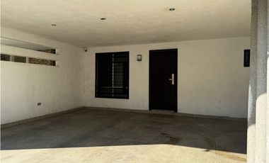 CASA EN RENTA EN PUERTA DEL NORTE RESIDENCIAL EN ESCOBEDO NL