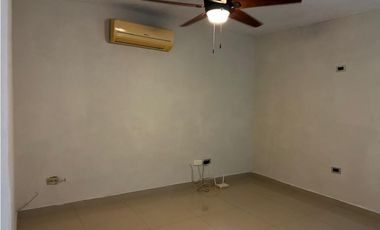 CASA EN RENTA EN PUERTA DEL NORTE RESIDENCIAL EN ESCOBEDO NL