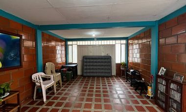 ARRIENDO de CASA CAMPESTRE en SANTA ROSA DE CABAL