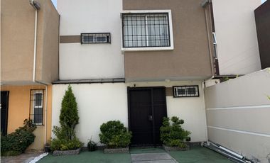 CASA EN RENTA EN LAS MISIONES I CERCA DEL PARQUE TOLUCA 2000
