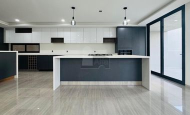 Casa en venta en Querétaro. Fraccionamiento Altozano.