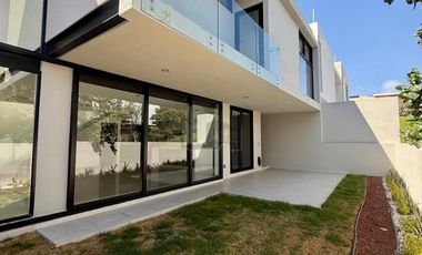 Casa en venta en Querétaro. Fraccionamiento Altozano.