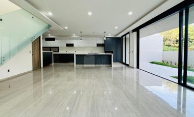 Casa en venta en Querétaro. Fraccionamiento Altozano.