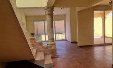 Casa sola en renta en El Molino de Flores, Texcoco, México