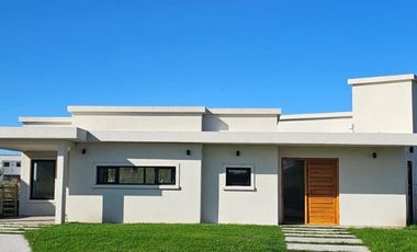 VENTA | CASA A ESTRENAR | ARENAS CHICO