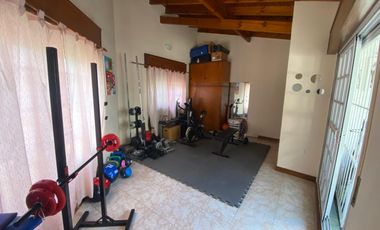 Casa en Lote propio, de 3 amb con Terraza!
