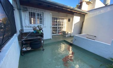 Casa en Lote propio, de 3 amb con Terraza!